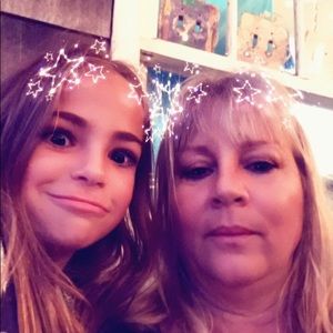 Meet your Posher, Sharon